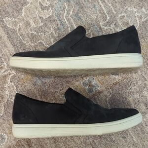 ECCO Black Slip-On Sneakers Women’s EU 39 Casual Comfort Walking Shoes Fair